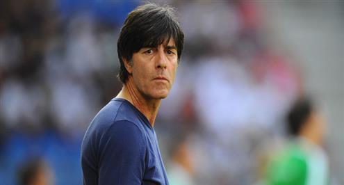 لوف مستمر مع ألمانيا حتى يورو 2016 على الأقل